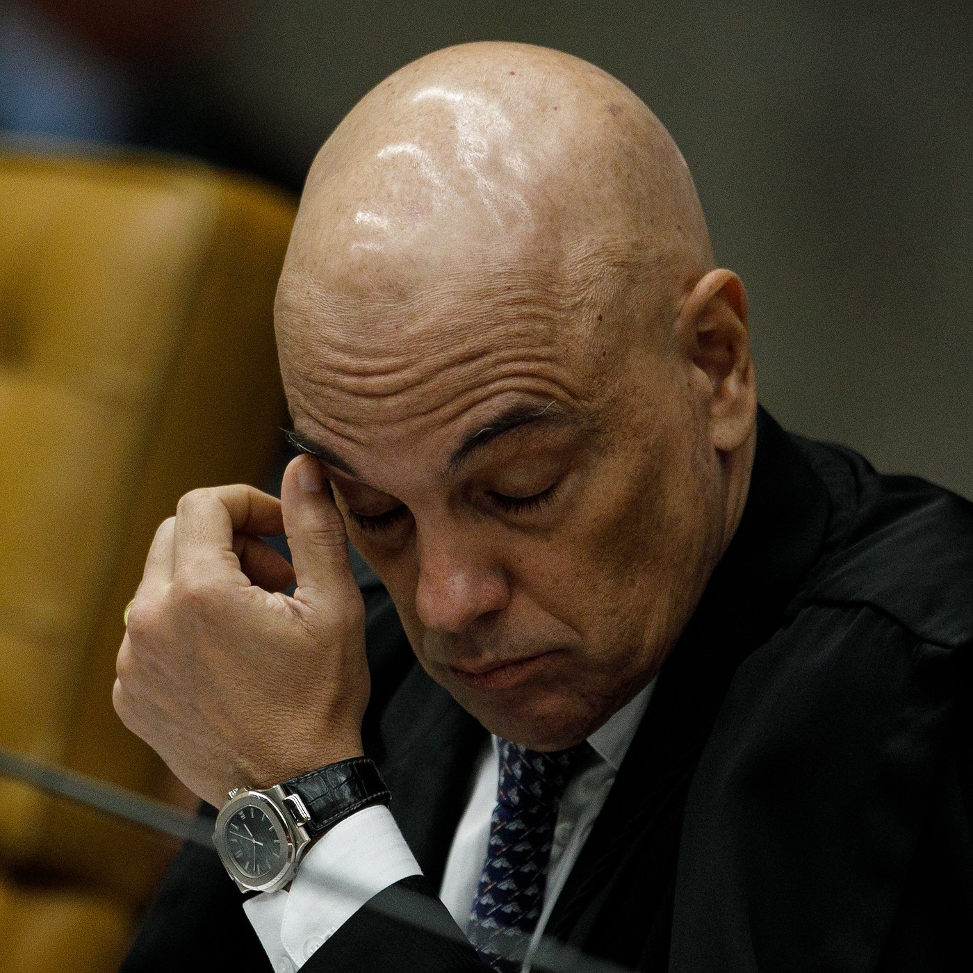 Rede Social X vai encerrar operações no Brasil após ‘ameaças’ de Alexandre de Moraes