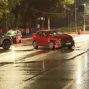 Perseguição com troca de tiros próximo ao aeroporto de Congonhas termina com dois mortos