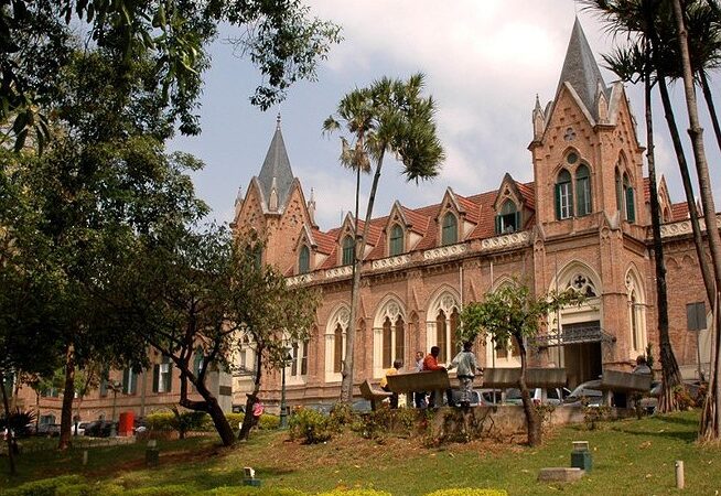 Pacientes da Santa Casa de Misericórdia de São Paulo enfrentam dificuldades para agendar consultas e exames
