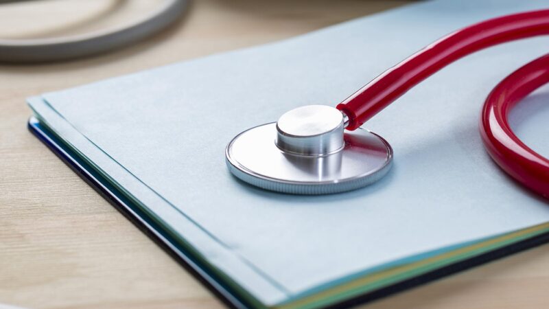 ‘Vamos apurar a parte ética e a parte de conduta desse médico e dos responsáveis técnicos da clínica’