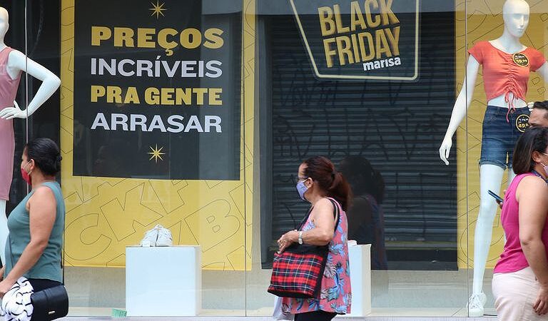 Consumo e compulsão: Psicóloga explica os ‘riscos emocionais’ da Black Friday