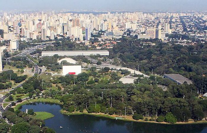 Prefeitura, assessorias esportivas e Urbia se reúnem para discutir cobrança de taxas
