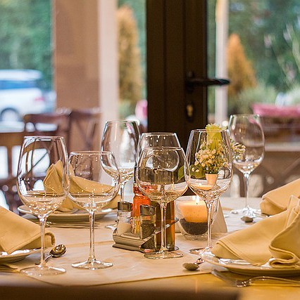 Representantes de bares e restaurantes divulgam manifesto contra aumento do ICMS