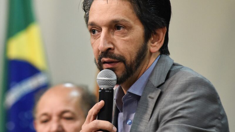 Nunes estuda vetar projeto que aumenta prazo pra SP ter frota de ônibus 100% elétrica