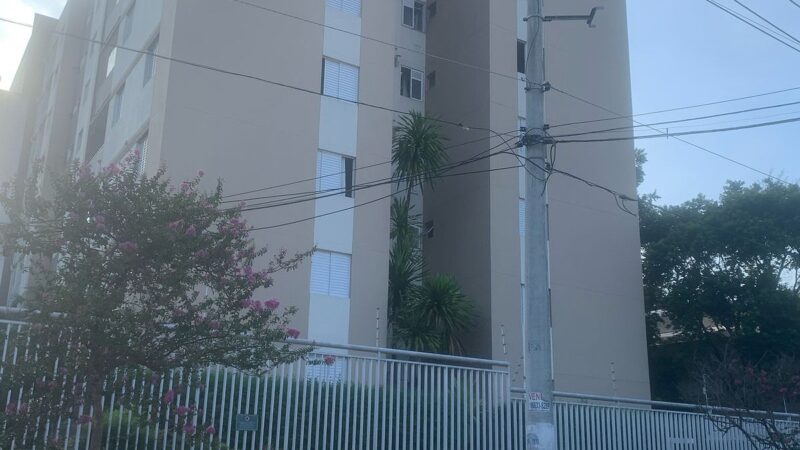Moradores de São Paulo seguem sem luz quase há 40 horas após temporal
