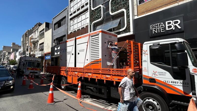 Região da 25 de março convive com quedas de energia há quase uma semana