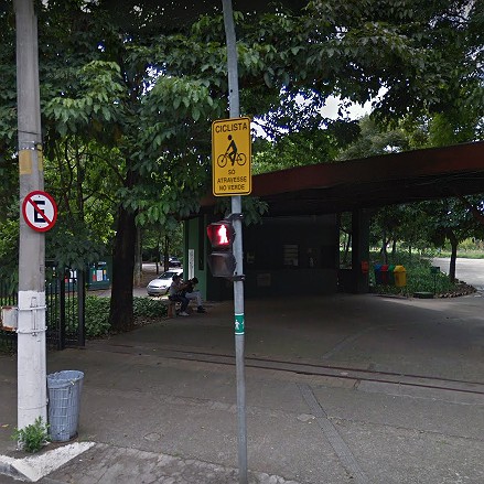 Ciclista é morto na região do Itaim (SP) em frente a parque