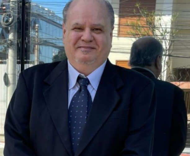 Escritor Antonio Antolini, mais uma vez, reafirma que a vida não se extingue com a morte física